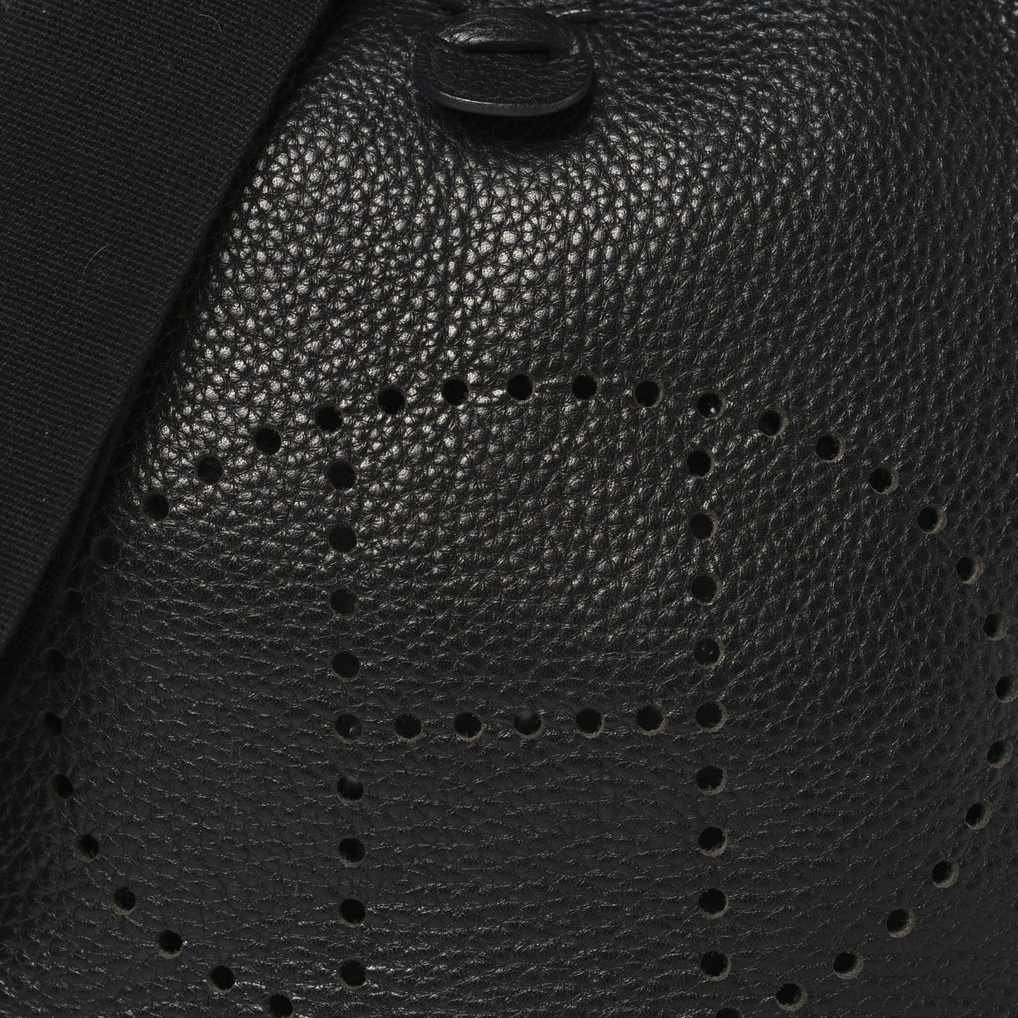 Taurillon Clemence Evelyne III PM Black