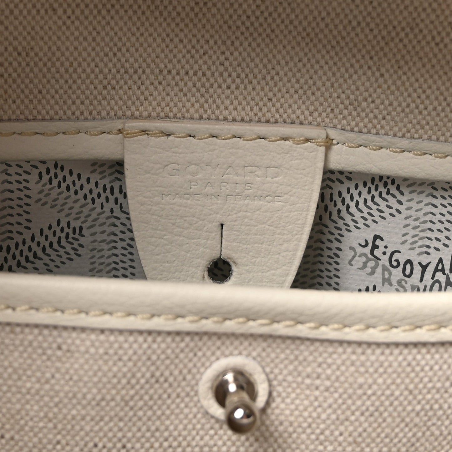 Goyardine Artois MM White