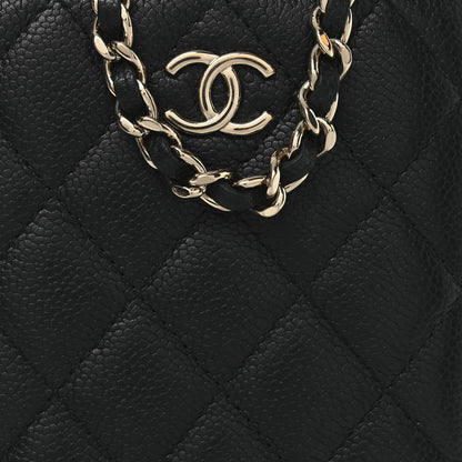 Caviar Quilted Small Vertical Coco Beauty Vanity Case With Chain Black