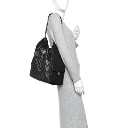 Caviar Quilted Medium Chanel 25 Handbag Black