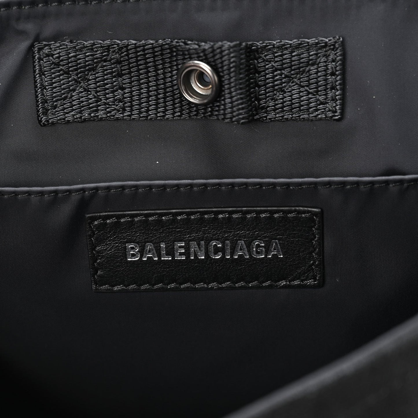 Canvas Pierced Army Messenger Bag Black