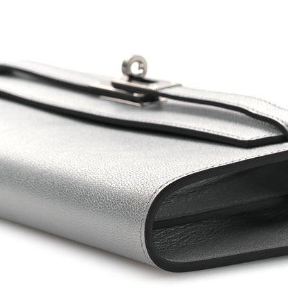 Metallic Chevre Chamkilight Kelly Wallet To Go Argent