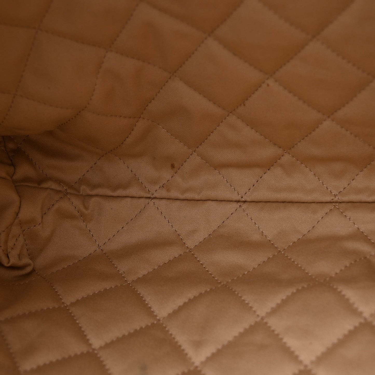 Shiny Calfskin Quilted Small Chanel 22 White