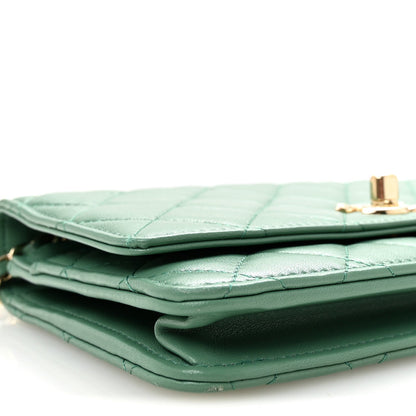 Lambskin Quilted Trendy CC Wallet On Chain WOC Green