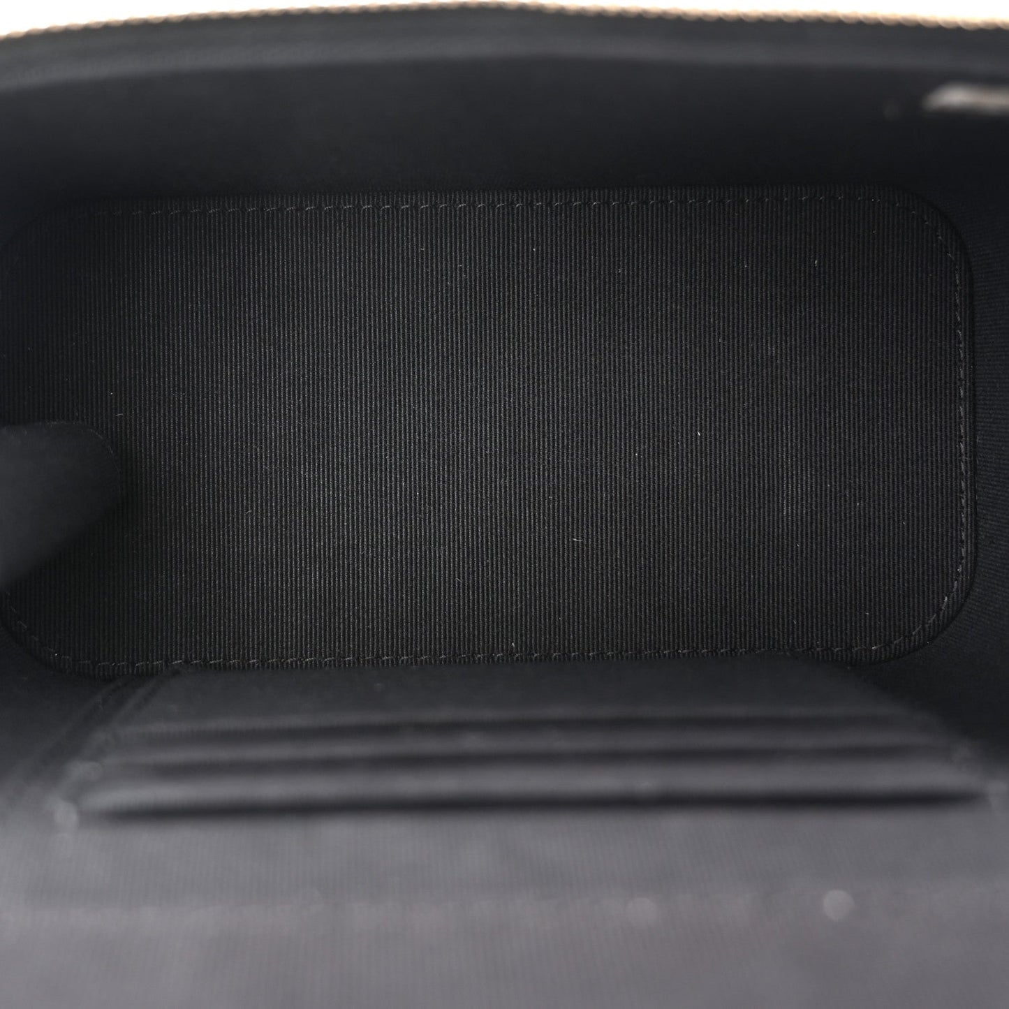 Lambskin Quilted Small Top Handle Vanity Case With Chain Black