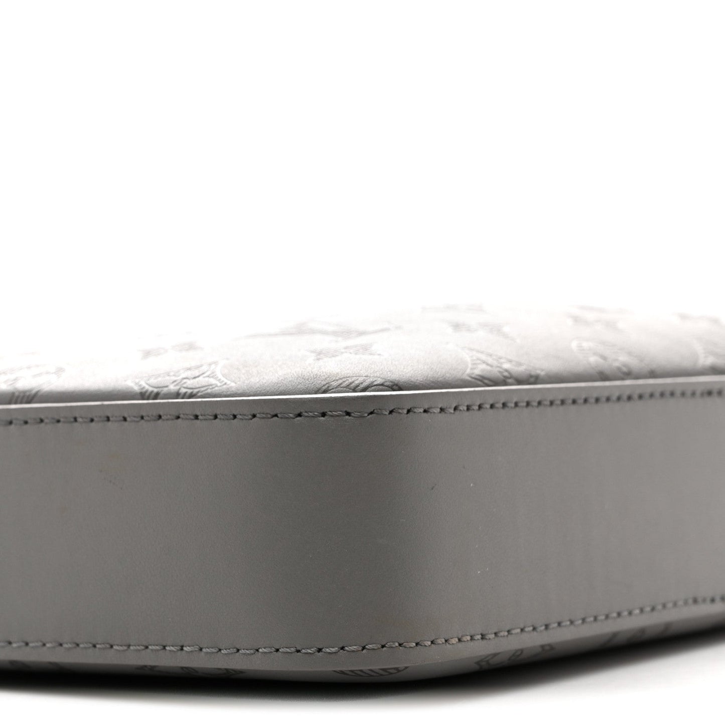 Calfskin Monogram Shadow Trio Messenger Anthracite Gray