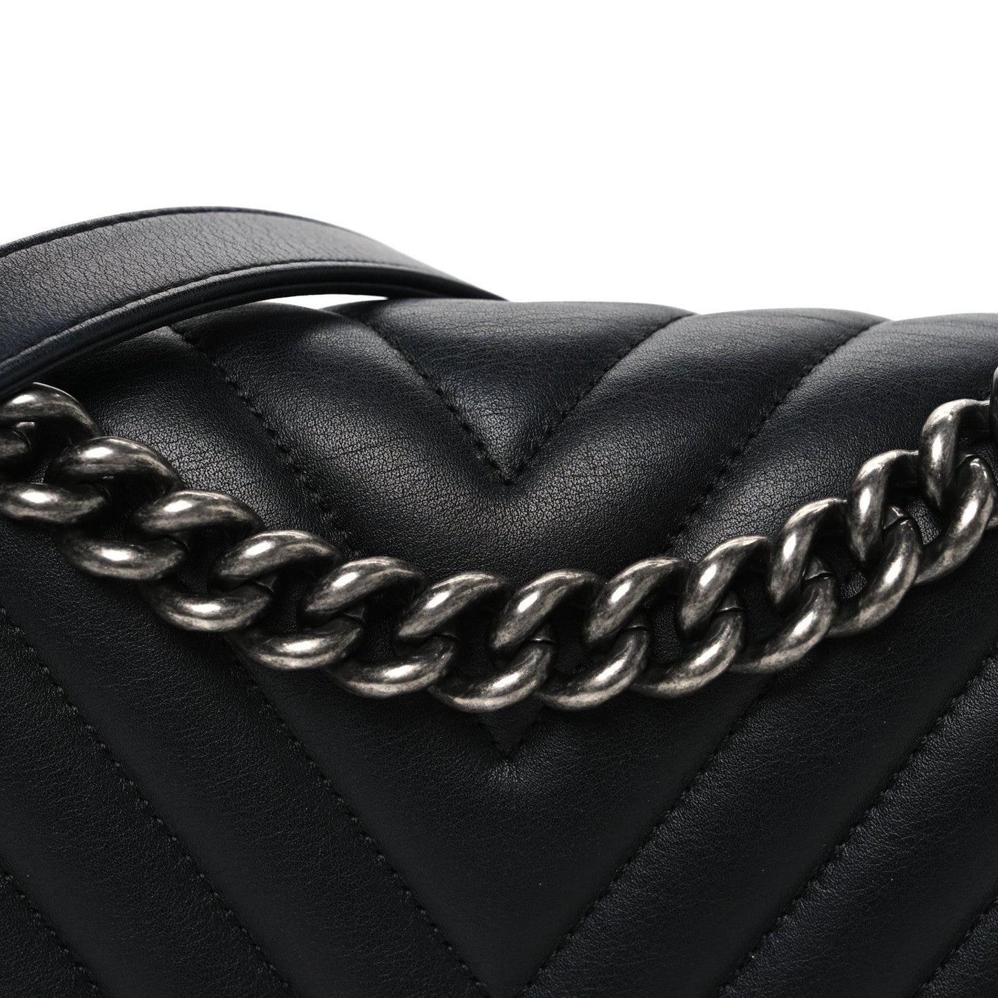 Calfskin Chevron Quilted Medium Boy Flap Black