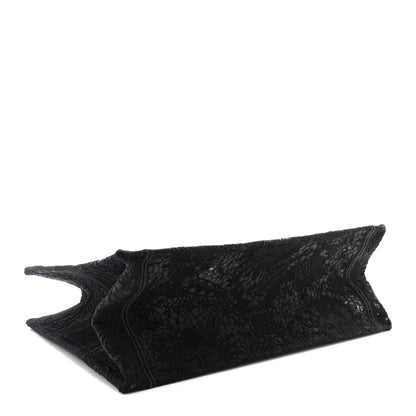 Embroidered 3D Macrame D-Lace Sun Medium Book Tote Black