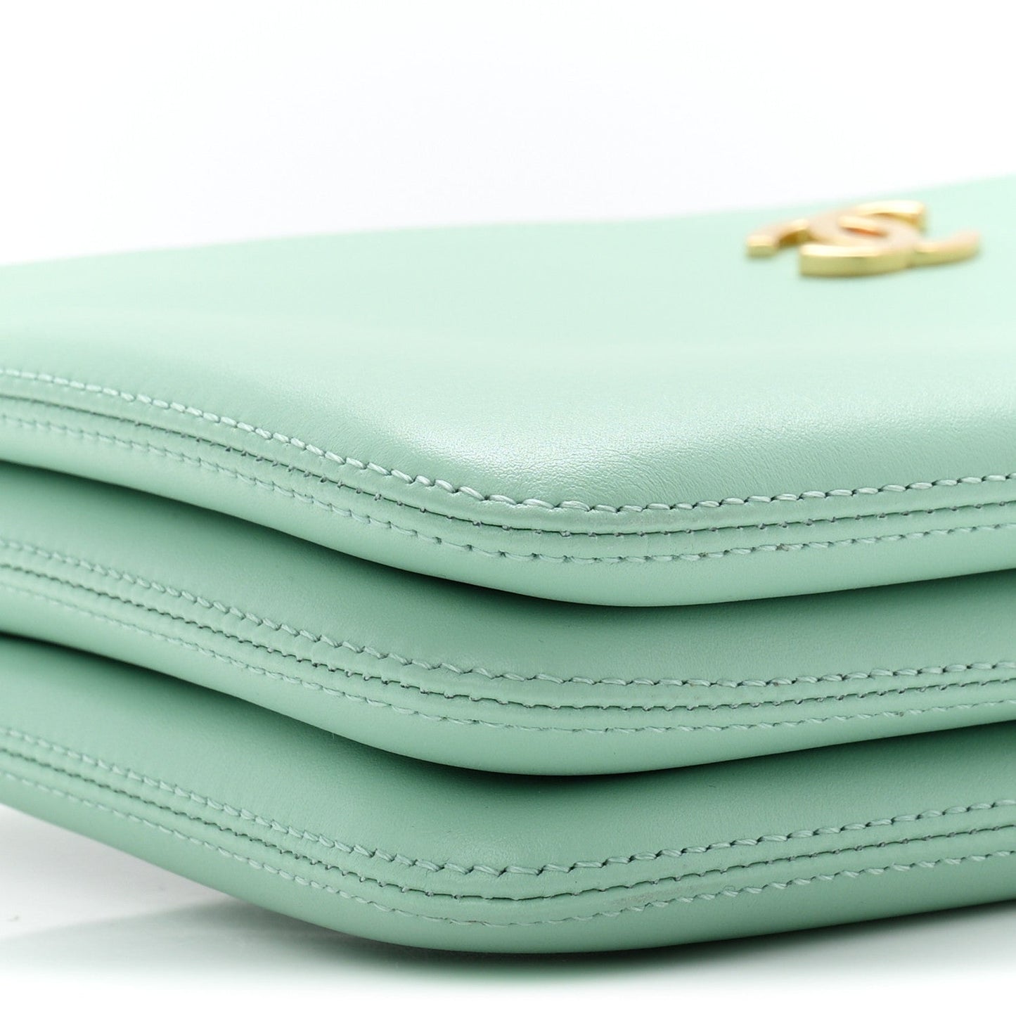 Calfskin Chick Studs Clutch Green