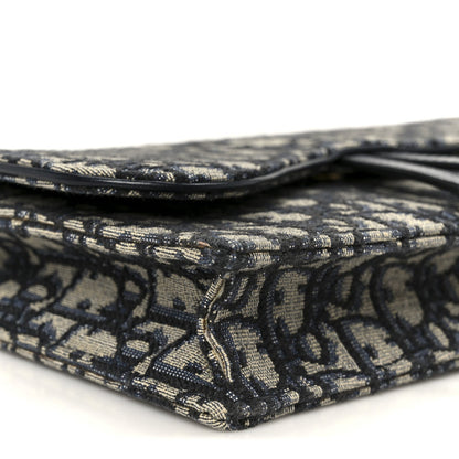 Oblique Saddle Chain Pouch Blue