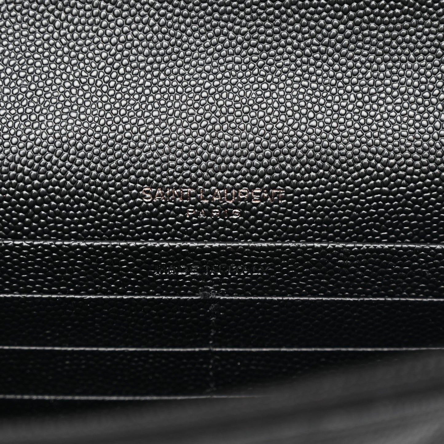 Grain De Poudre Matelasse Chevron Monogram Monochrome Envelope Chain Wallet Black