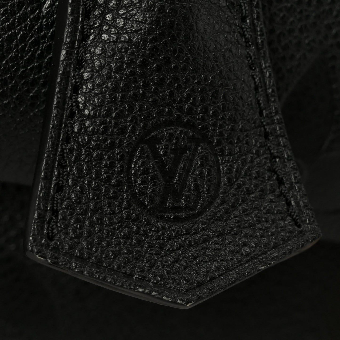 Empreinte Monogram Giant Madeleine MM Black