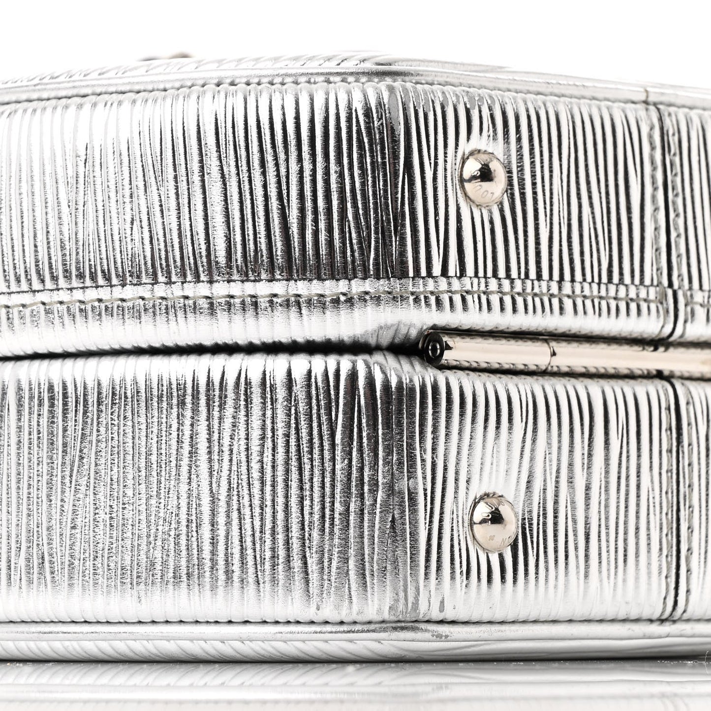 Metallic Epi Petite Boite Chapeau Silver