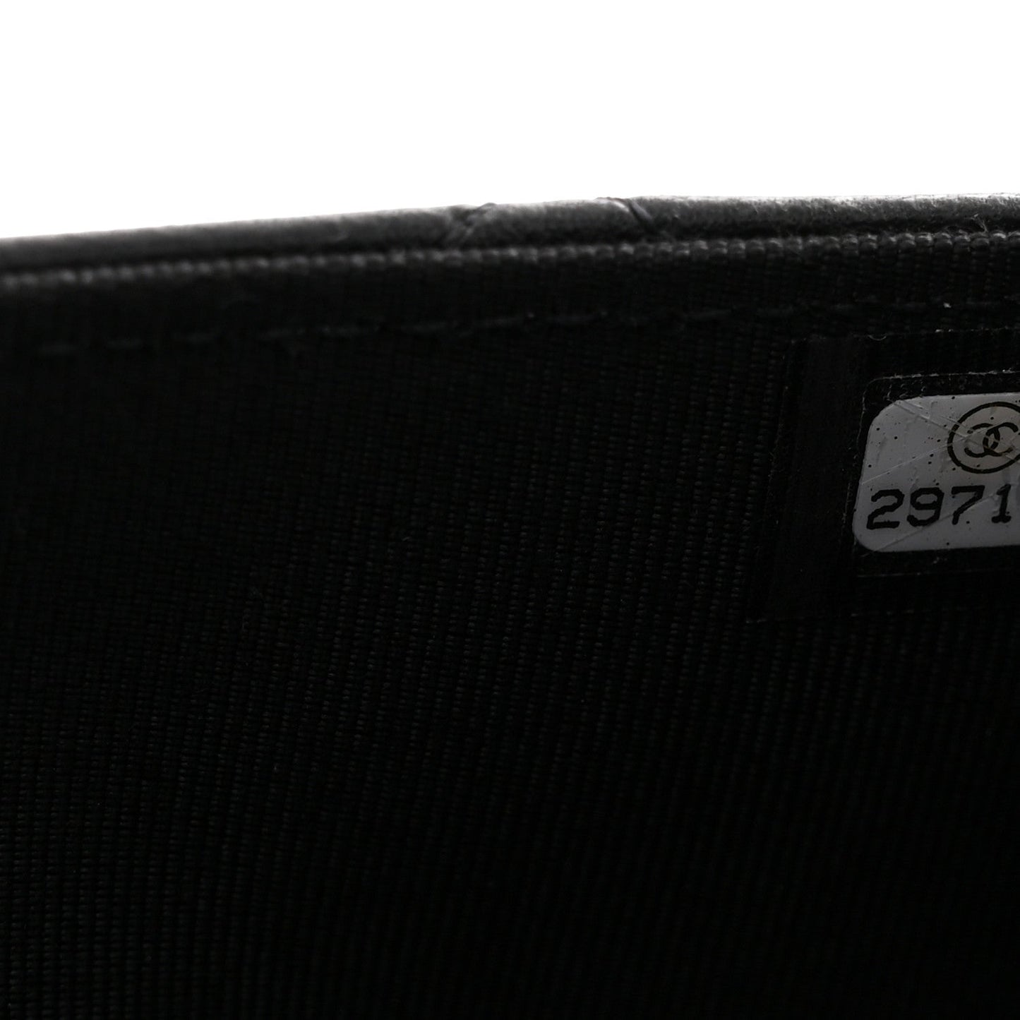 Lambskin Quilted Wallet On Chain WOC Black