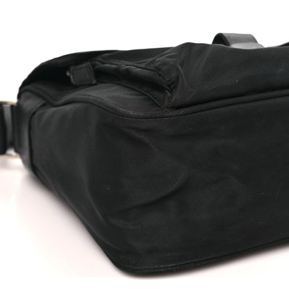 Nylon Vela Messenger Black