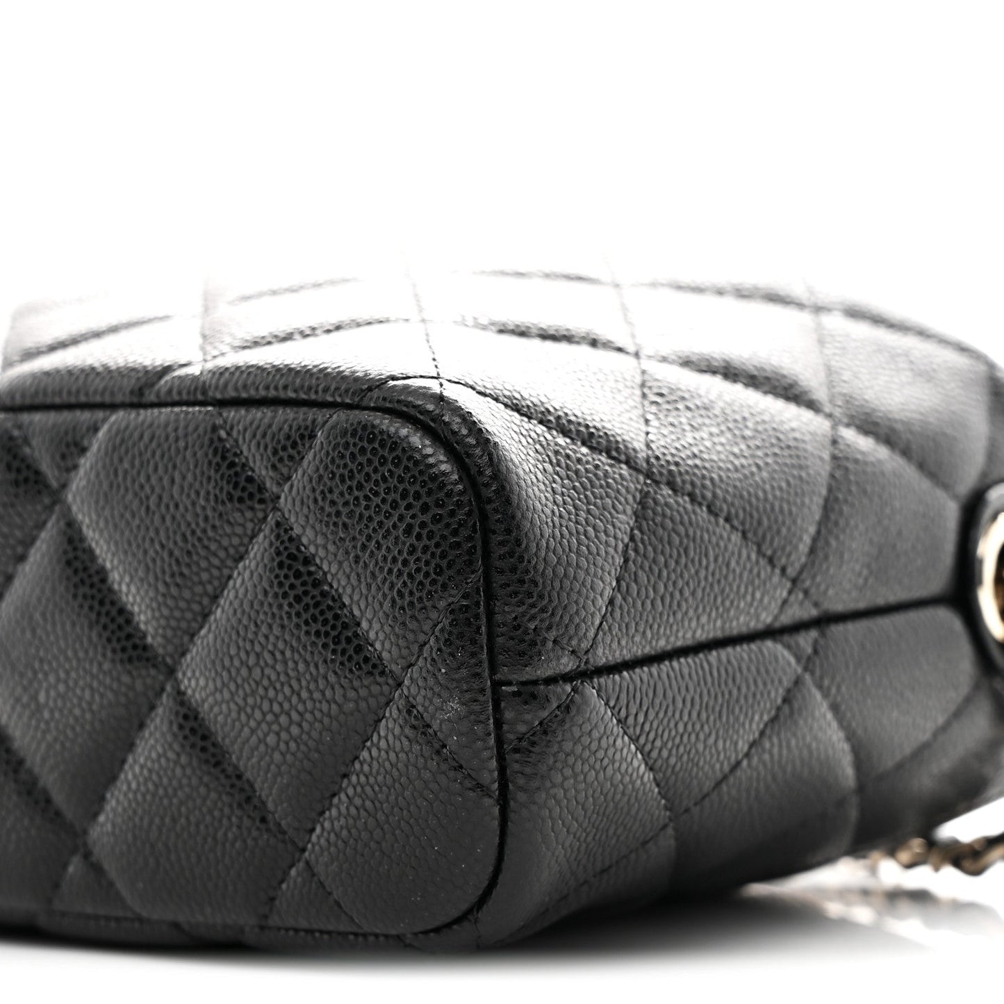 Caviar Quilted Hobo Clutch With Chain Black