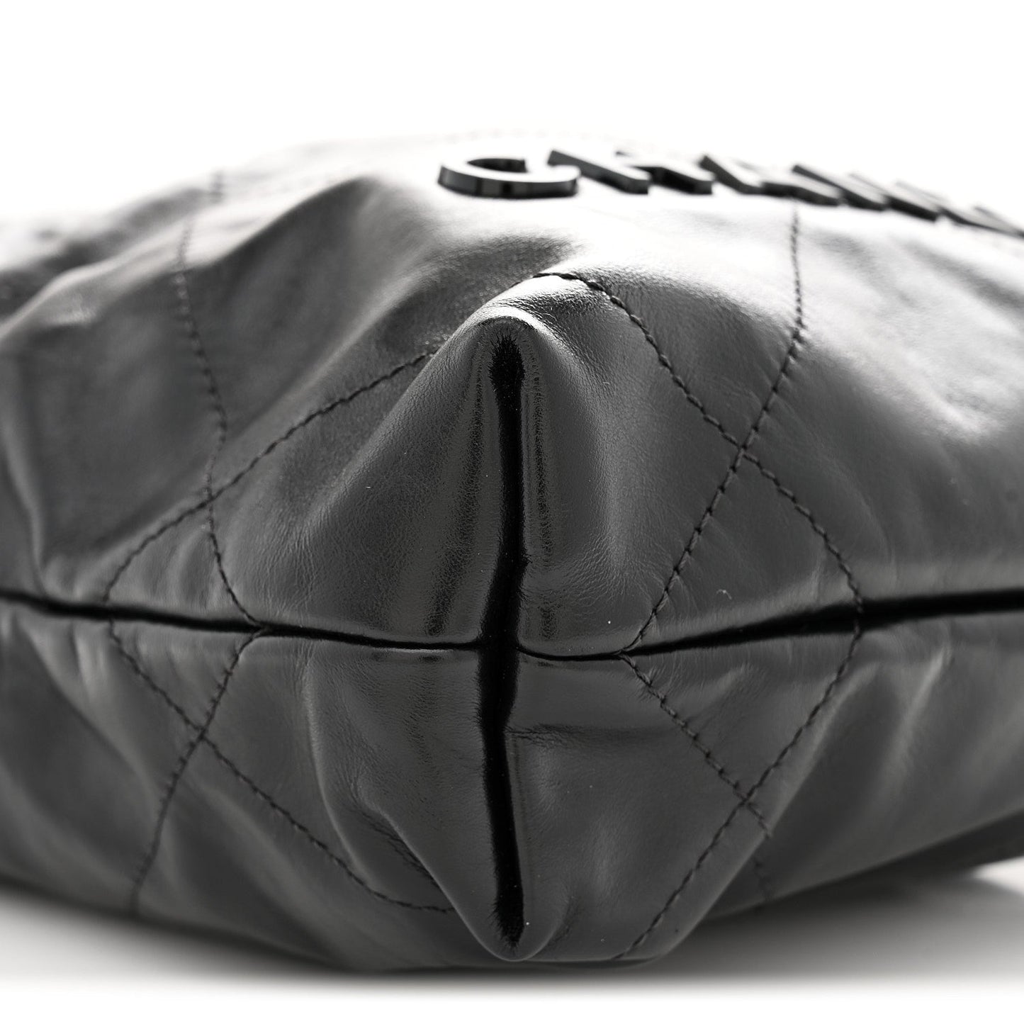 Shiny Calfskin Quilted Mini Chanel 22 So Black