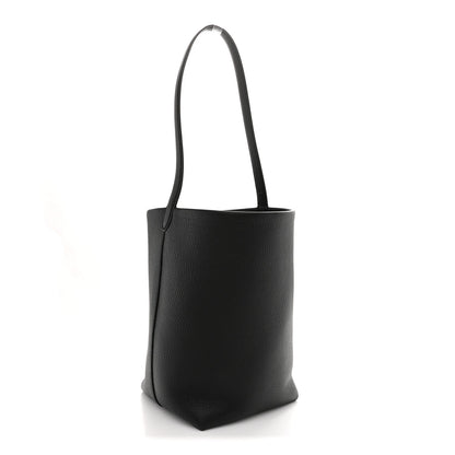 Grained Calfskin Medium N/S Park Black