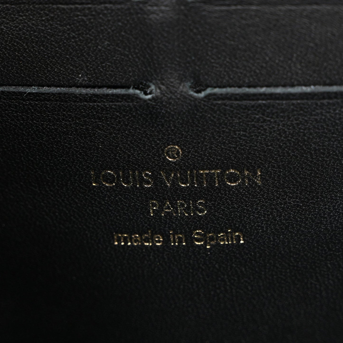 Damier Ebene Vavin Chain Wallet Black