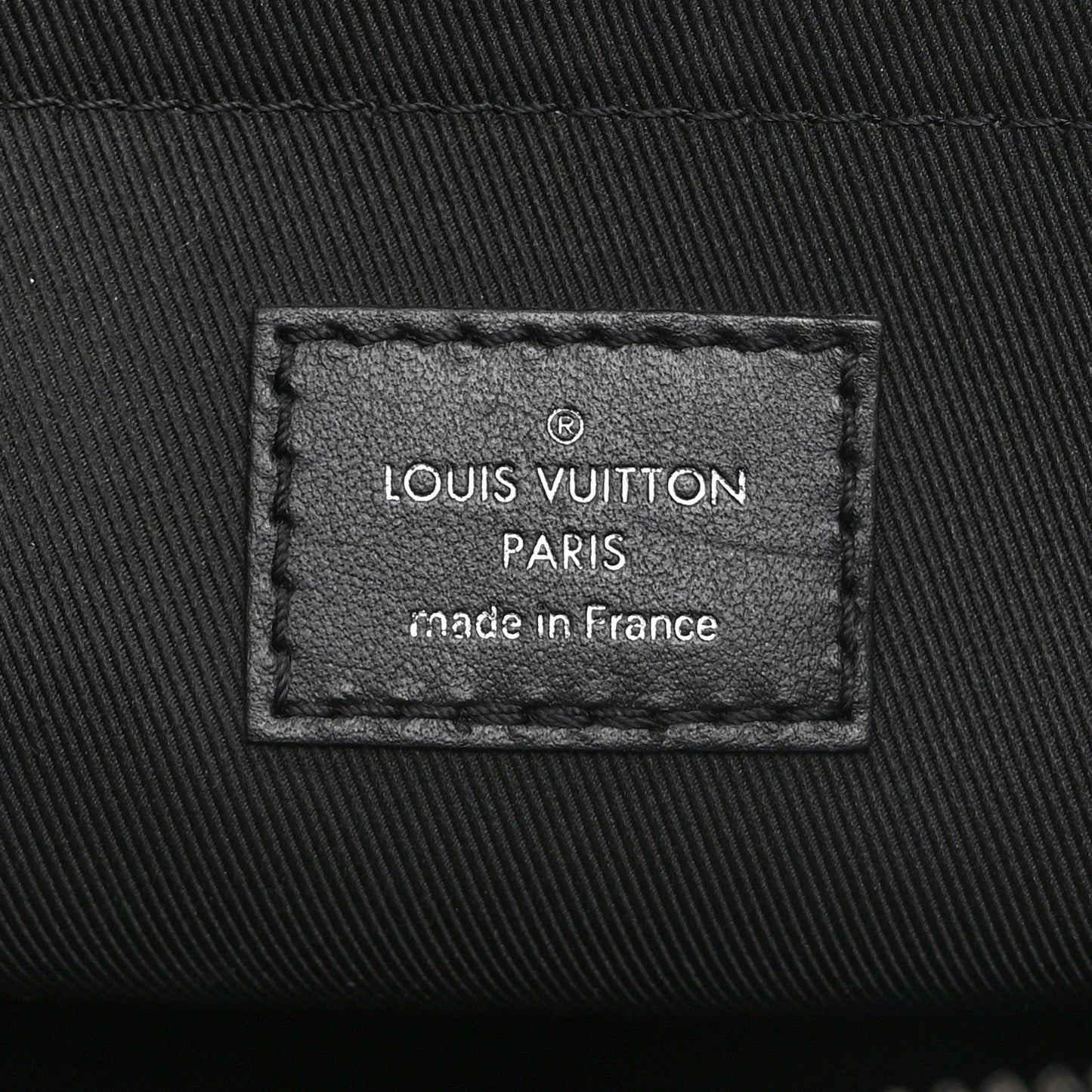 Taurillon Monogram Steamer Messenger Black