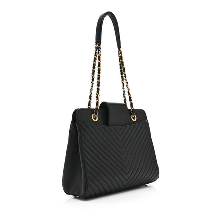 Shiny Sheepskin Chevron Quilted Collar and Tie Flap Black