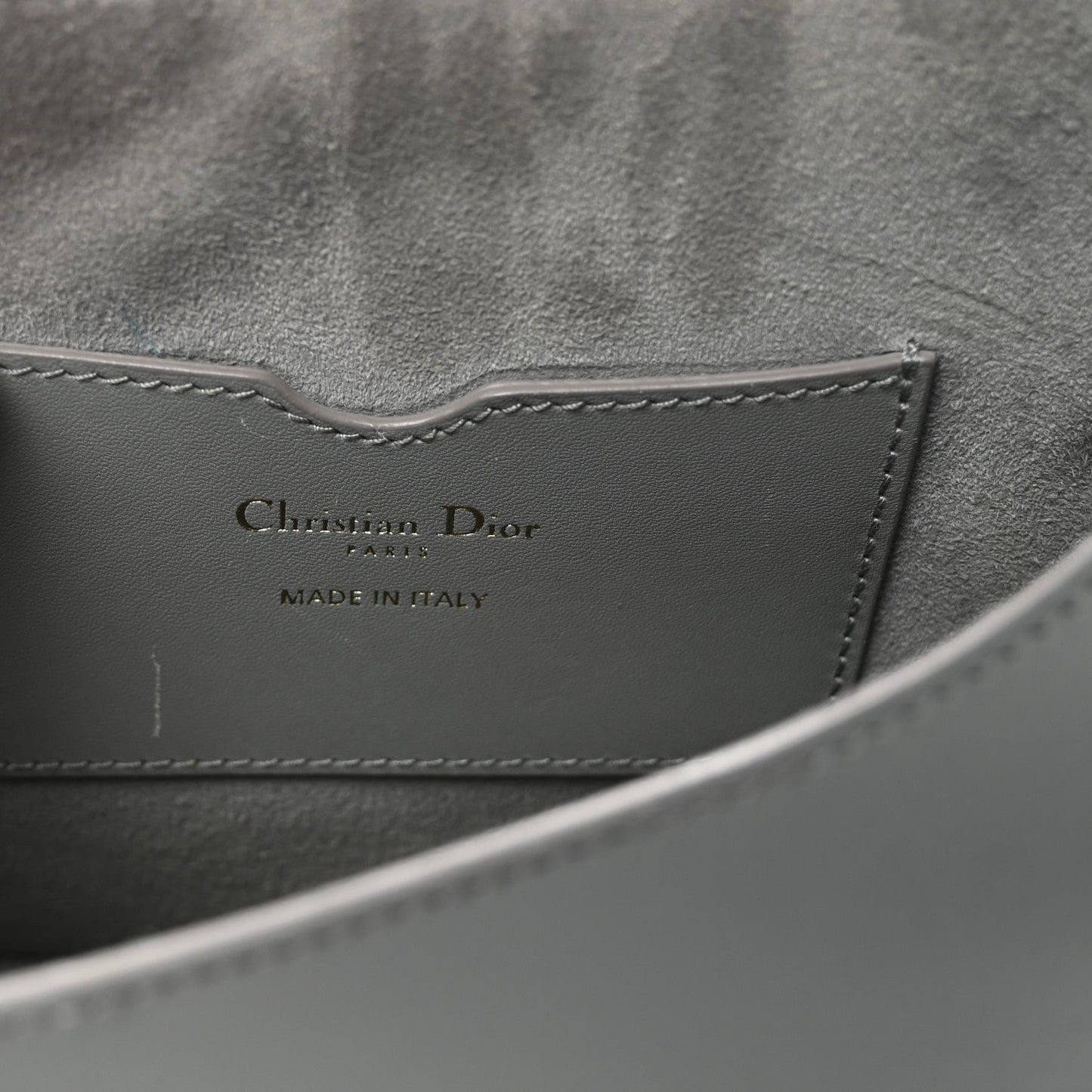 Box Calfskin Medium Bobby Flap Gray
