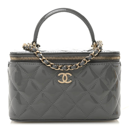 Patent Quilted Quilted Small Top Handle Vanity Case With Chain Grey