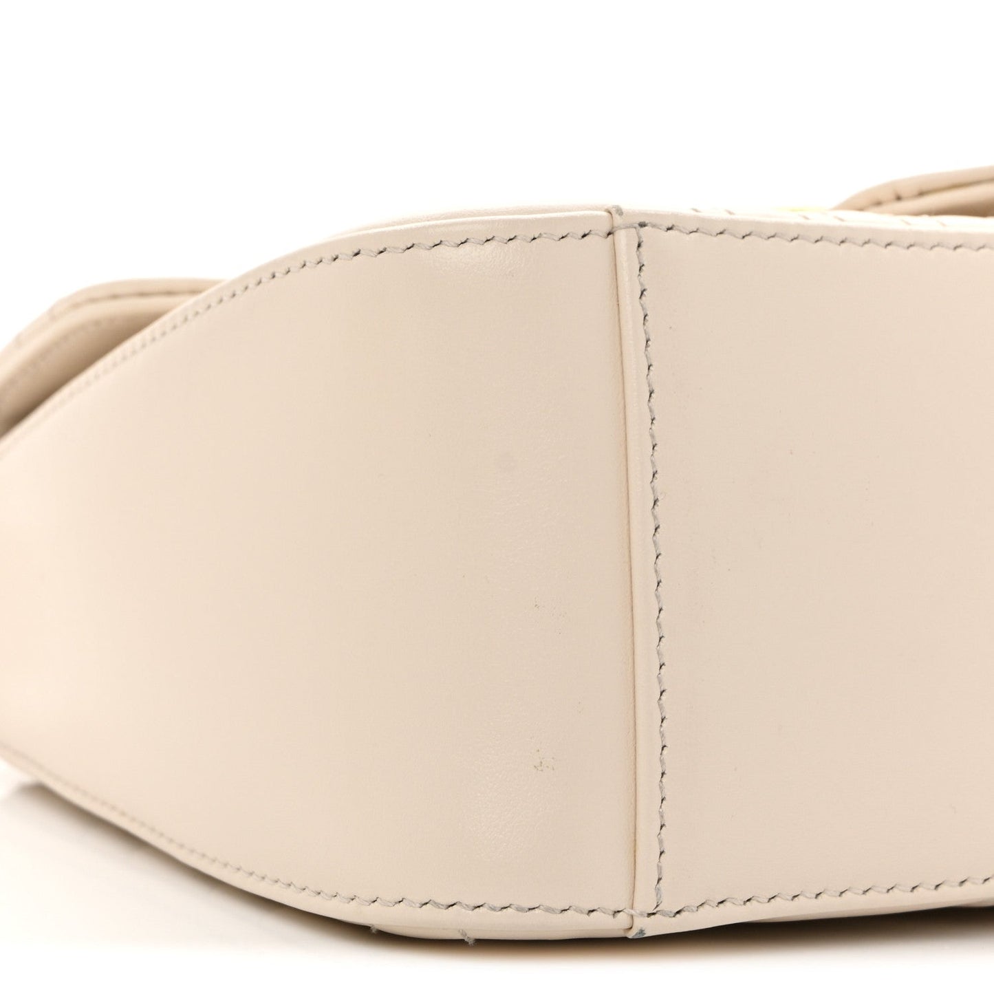 Calfskin Matelasse Mini GG Marmont Top Handle Shoulder Bag White