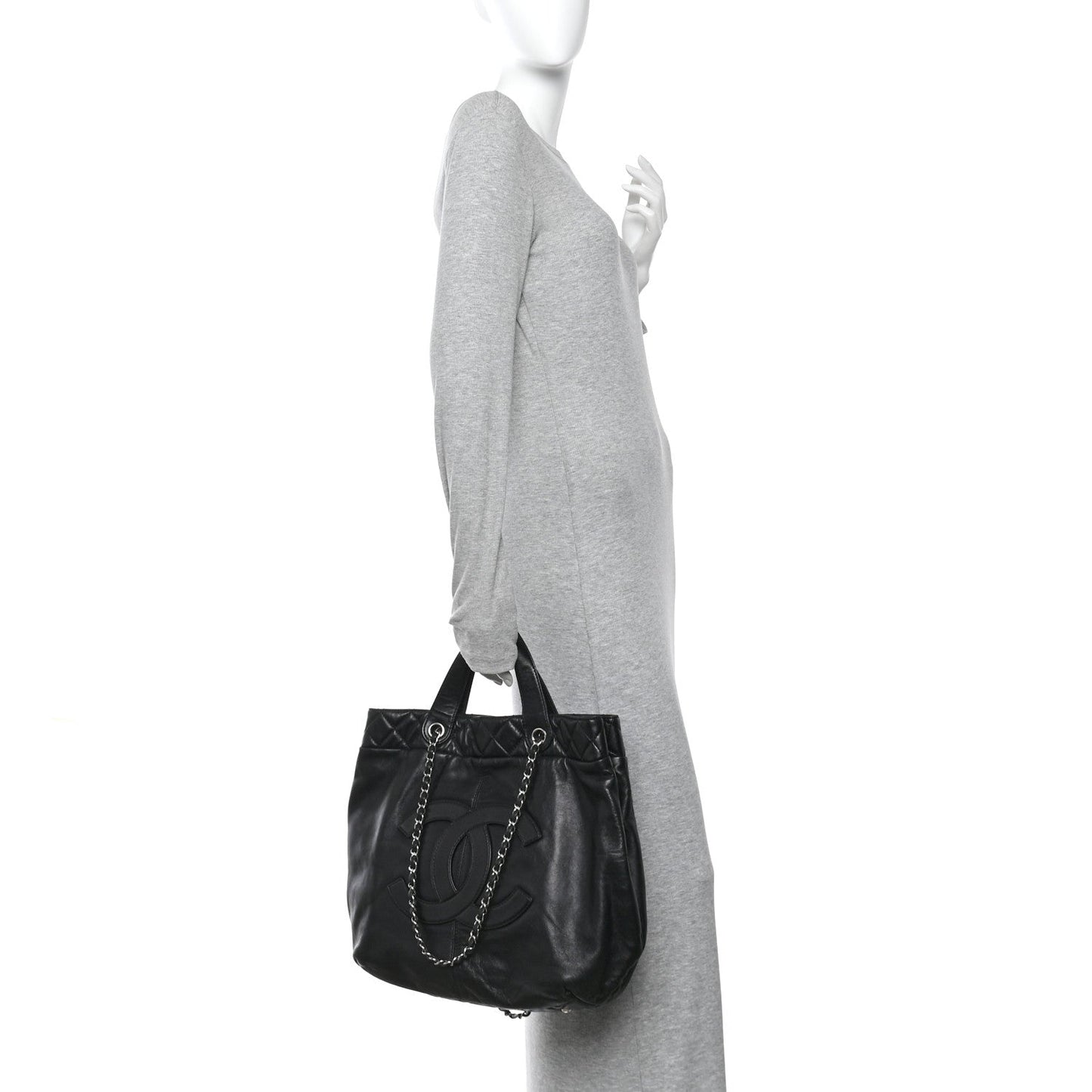 Calfskin Large Trianon Tote Black