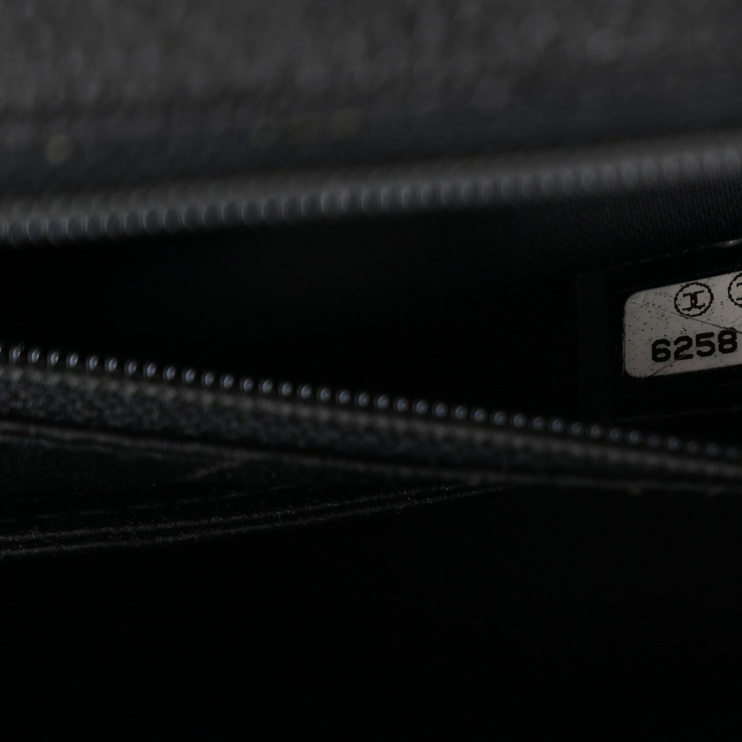 Caviar Quilted Jumbo Kelly Flap Black