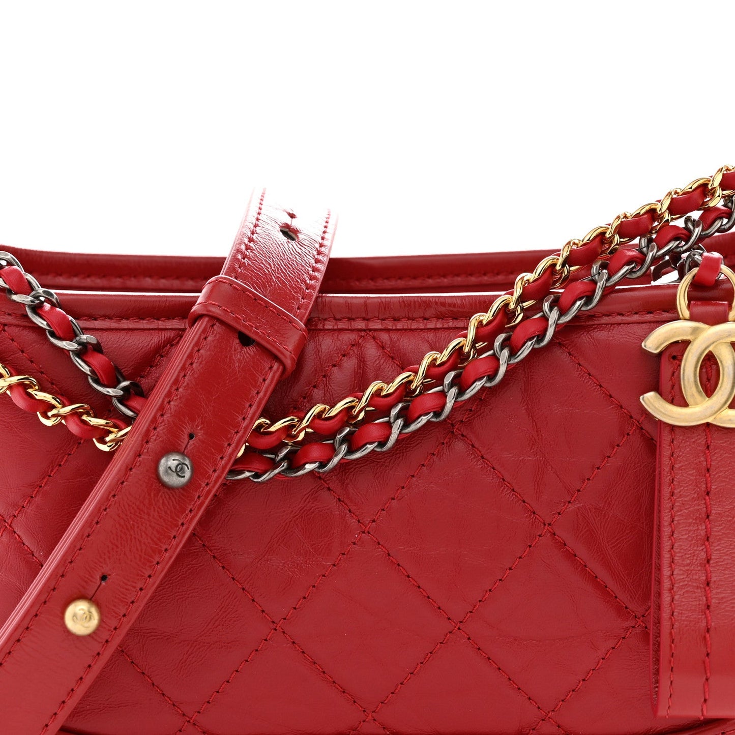 Aged Calfskin Quilted Small Gabrielle Hobo Red