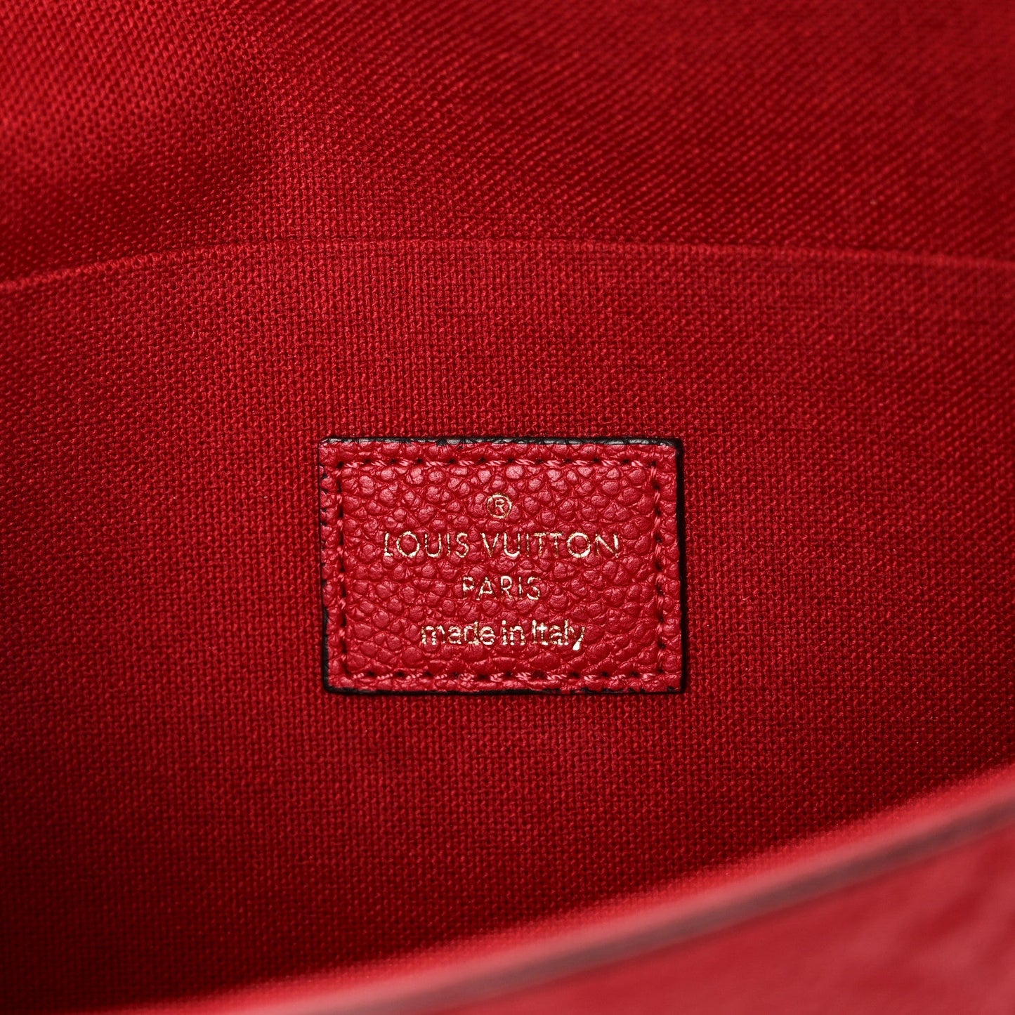 Empreinte Pochette Felicie Chain Wallet Scarlet