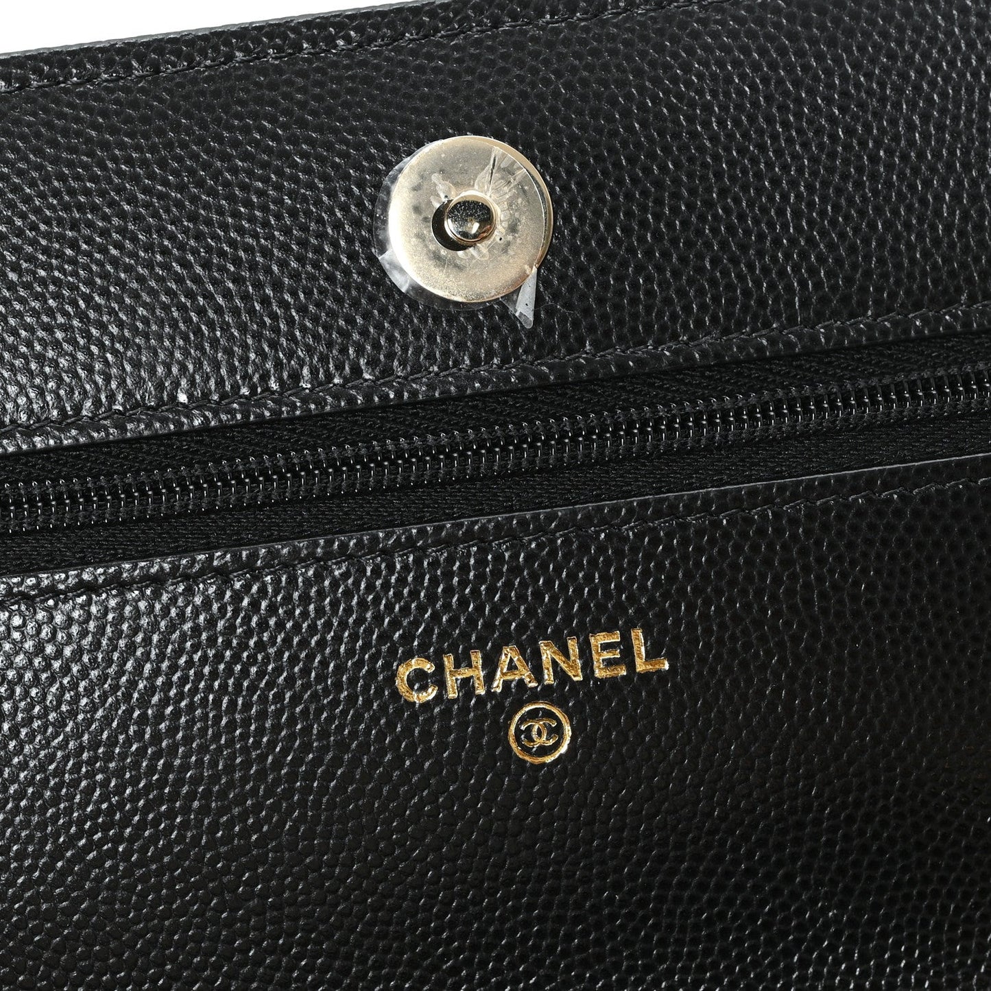Caviar Quilted Crystal Heart CC Wallet On Chain WOC Black