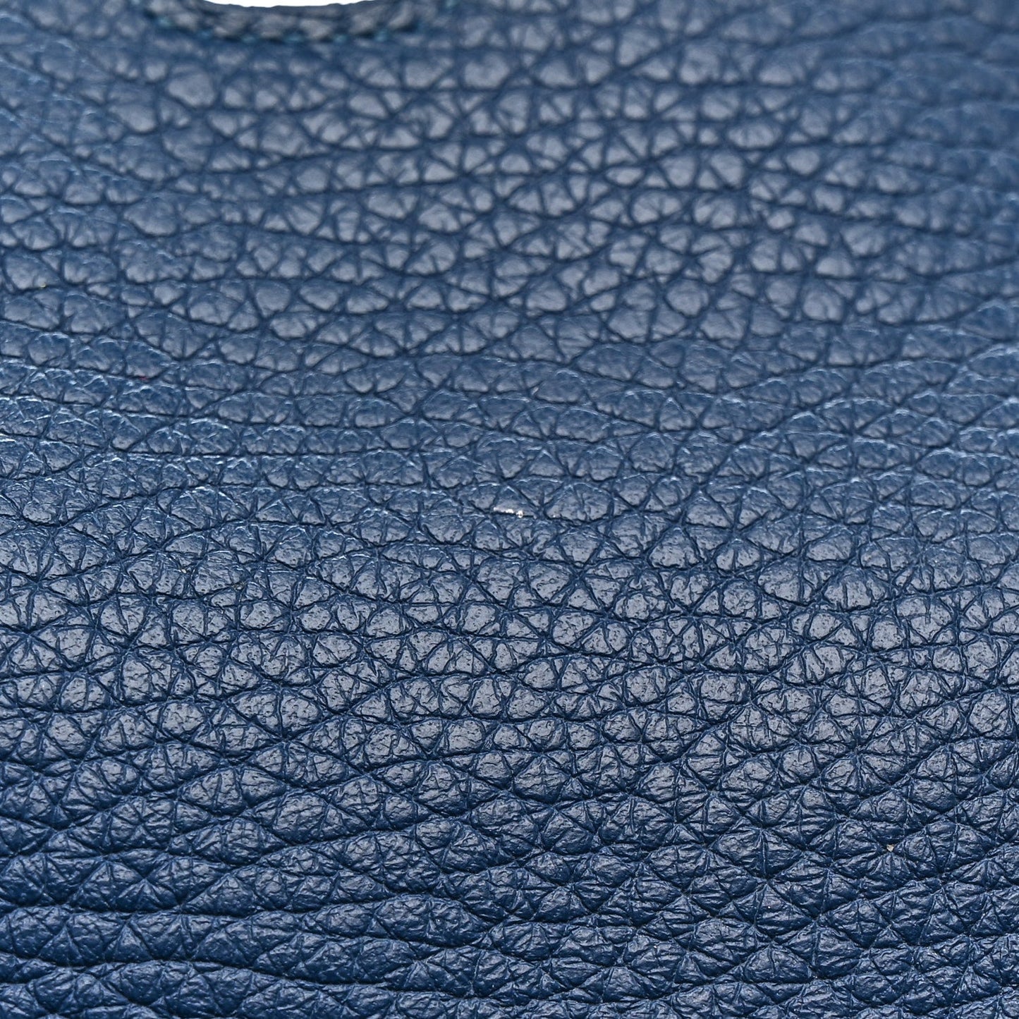 Taurillon Clemence Mini Lindy 20 Deep Bleu