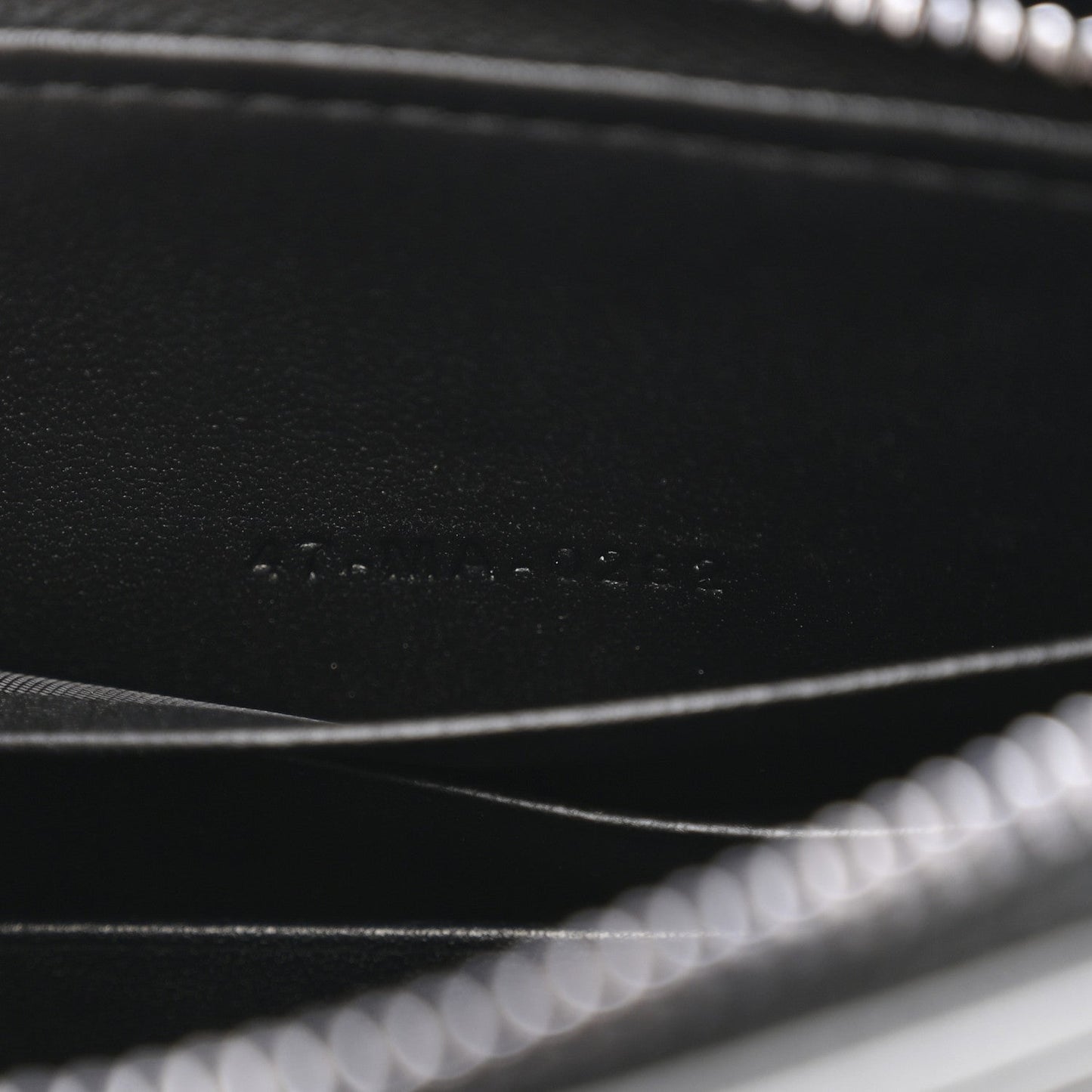 Calfskin Macrocannage Diamond Caro Zipped Pouch With Chain Black