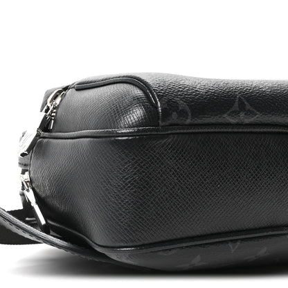 Taiga Monogram Eclipse Outdoor Messenger Black