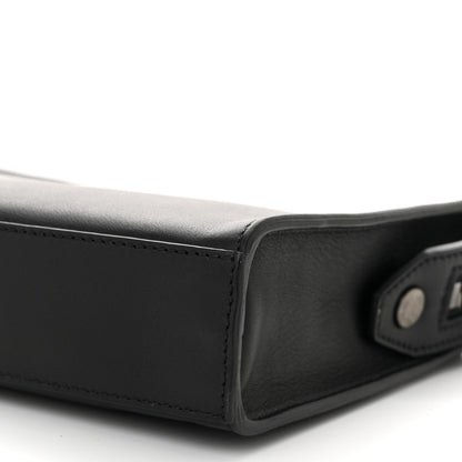 Vitello Grace Messenger Bag Black
