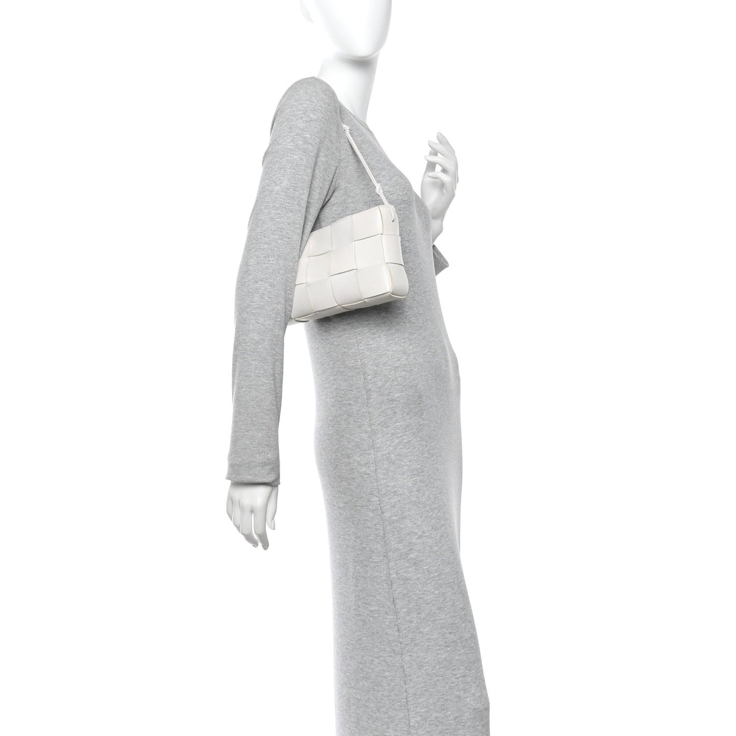 Calfskin Maxi Intrecciato Cassette Pouch On Strap Chalk
