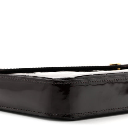 Vernis Pochette Felicie Chain Wallet Amarante