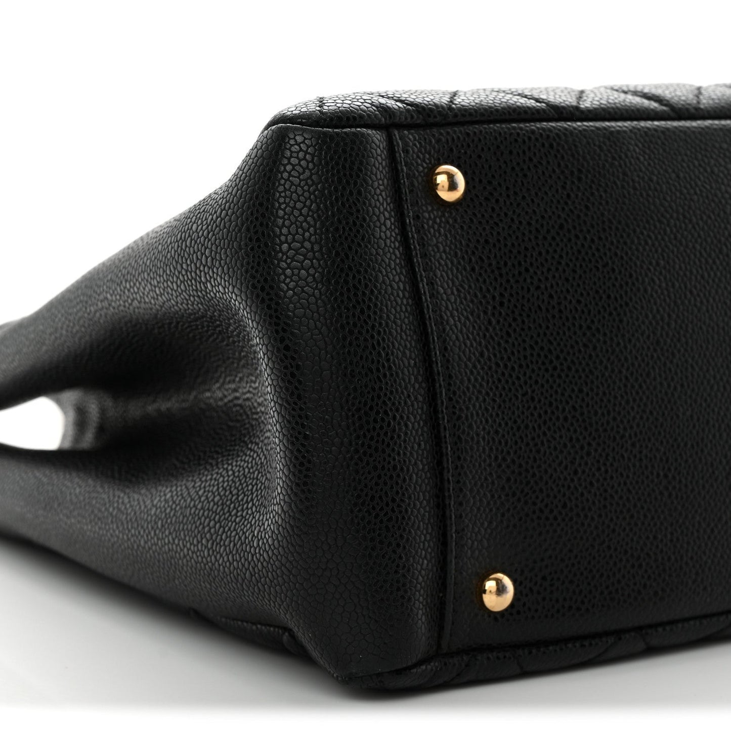 Caviar Quilted XL Grand Shopping Tote GST Black