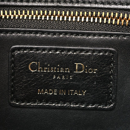 Calfskin 30 Montaigne Chain Pouch Black