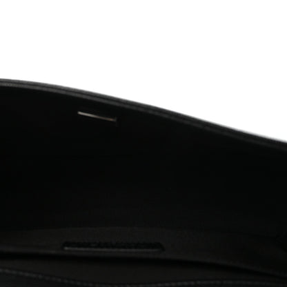Caviar Quilted Medium Boy Flap Black