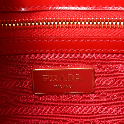 Saffiano Vernice Mini Galleria Double Zip Tote Rosso