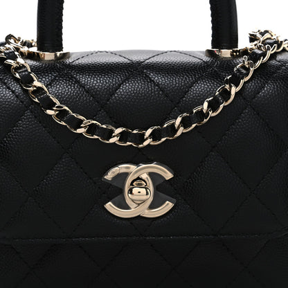 Caviar Quilted Coco Handle Clutch With Chain Black