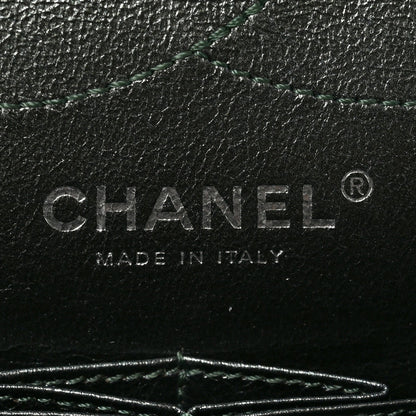 Metallic Aged Calfskin Quilted 2.55 Reissue 227 Flap Vert Fonce