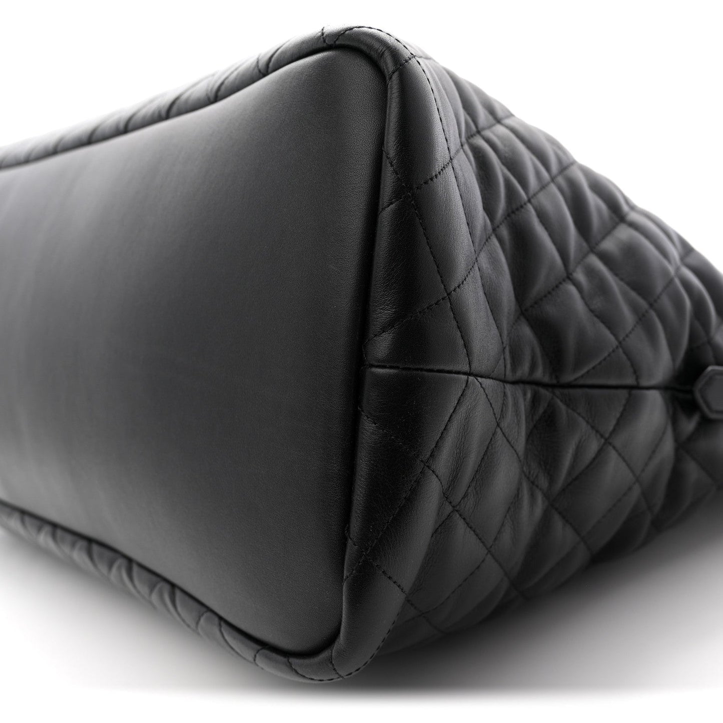 Calfskin Quilted ES Giant Travel Bag Black