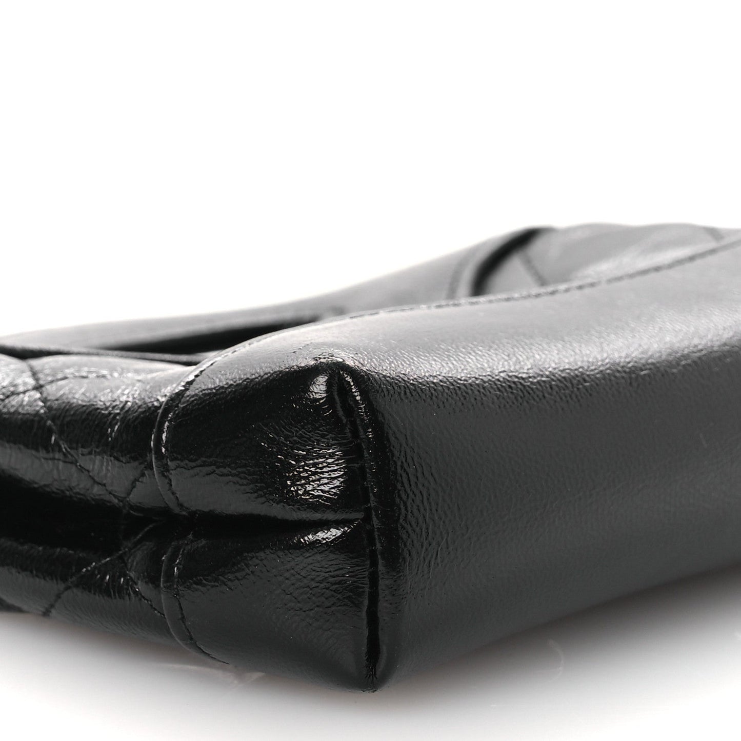 Shiny Lambskin Quilted Micro 31 Clutch With Chain Black