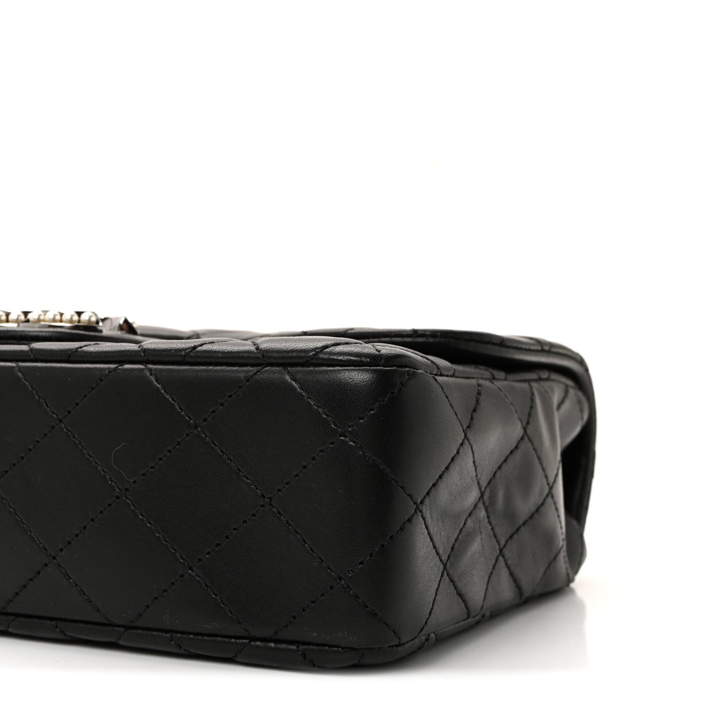 Lambskin Quilted Medium Westminster Pearl Flap Black