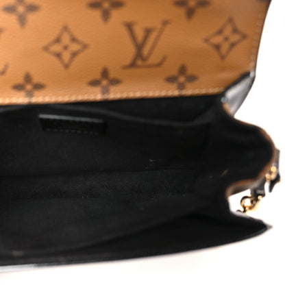 Shiny Epi Reverse Monogram Pochette Metis Mini Marine