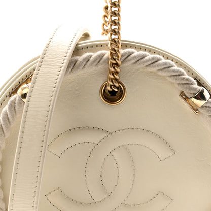 Crumpled Calfskin Cotton Small En Vogue Round Bag White